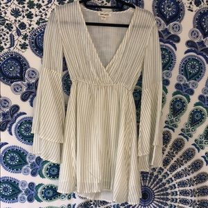 Flared long-sleeve Billabong dress